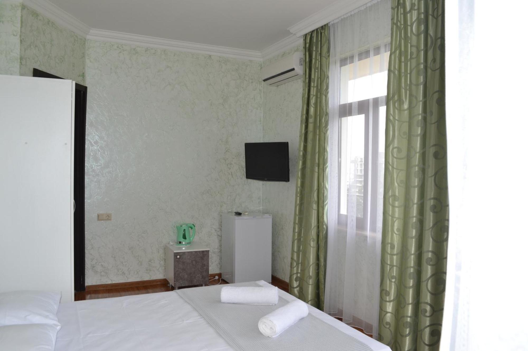 Sunny Hotel Batumi Makhinjauri Luaran gambar